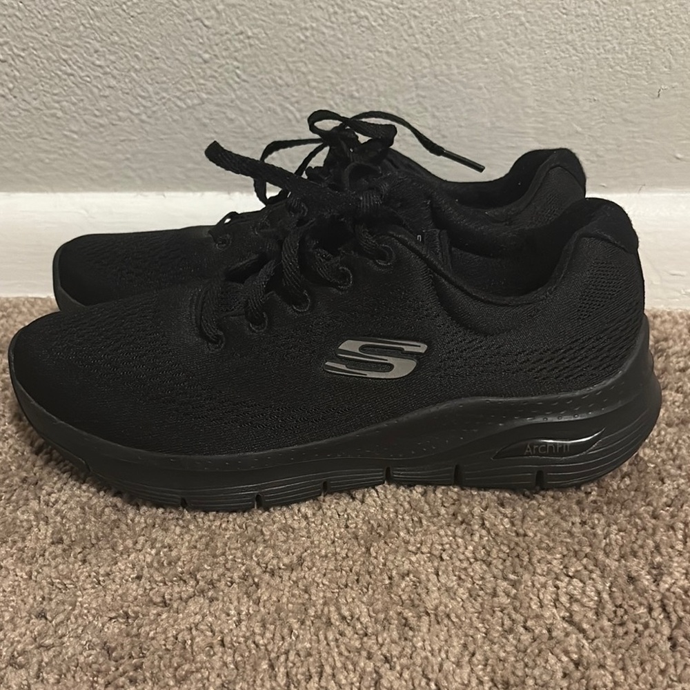 Skechers Black Lace-Up Sneakers